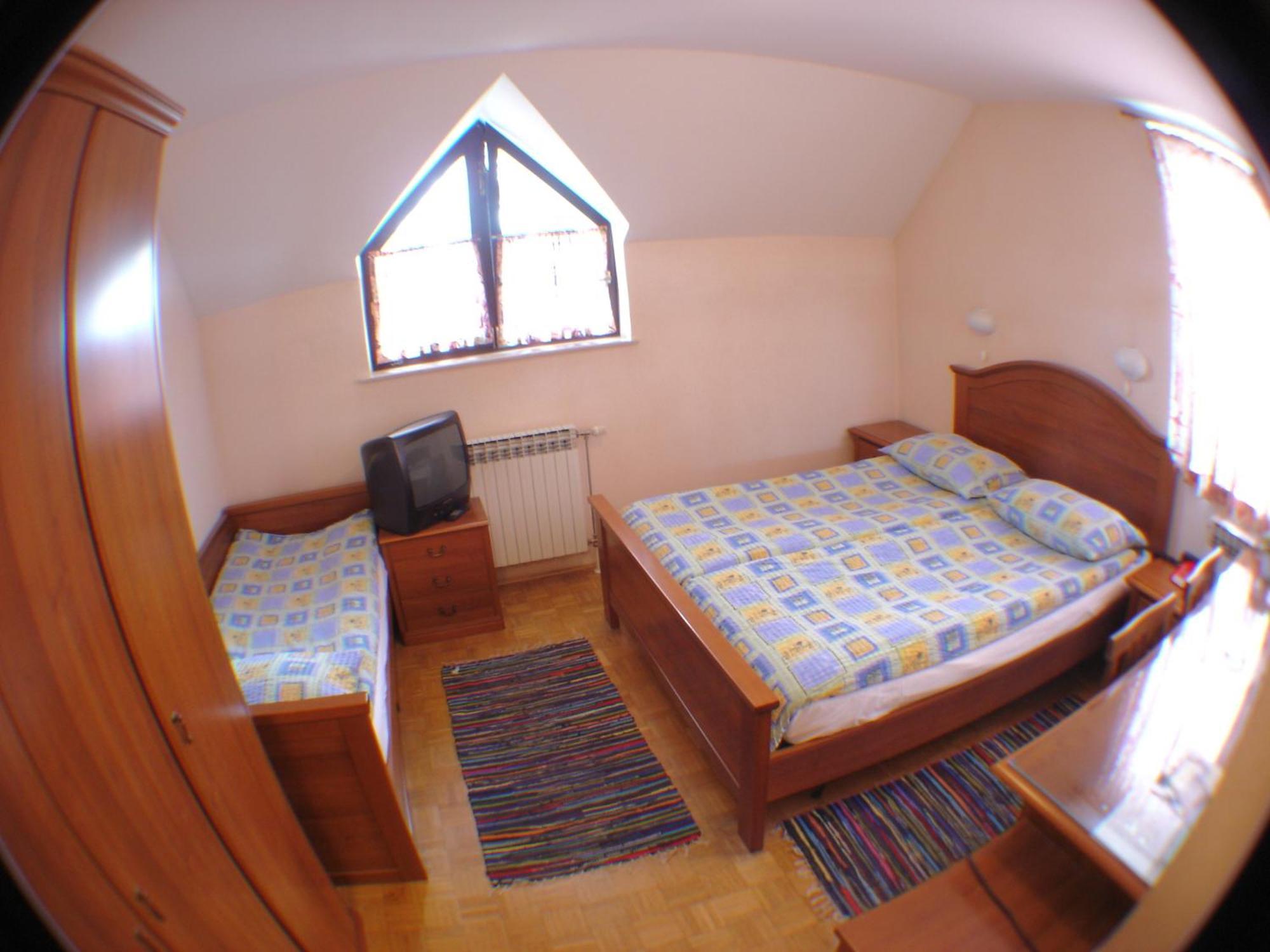 Guesthouse Janez Maribor Buitenkant foto